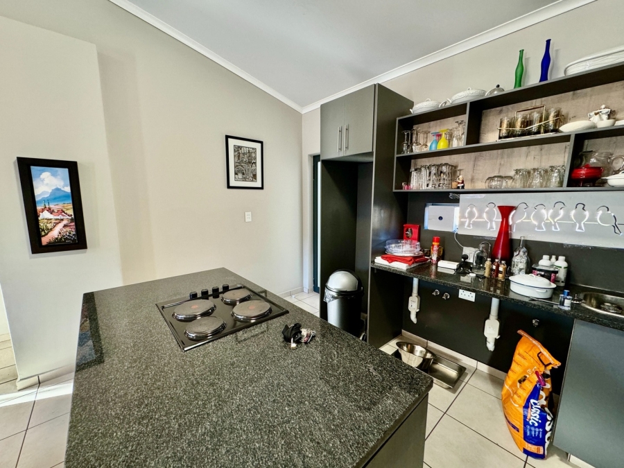 2 Bedroom Property for Sale in Van Der Hoff Park North West